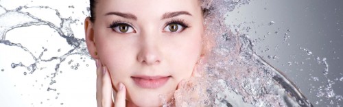 با آب سرد صورت را بشوییم یا آب گرم؟